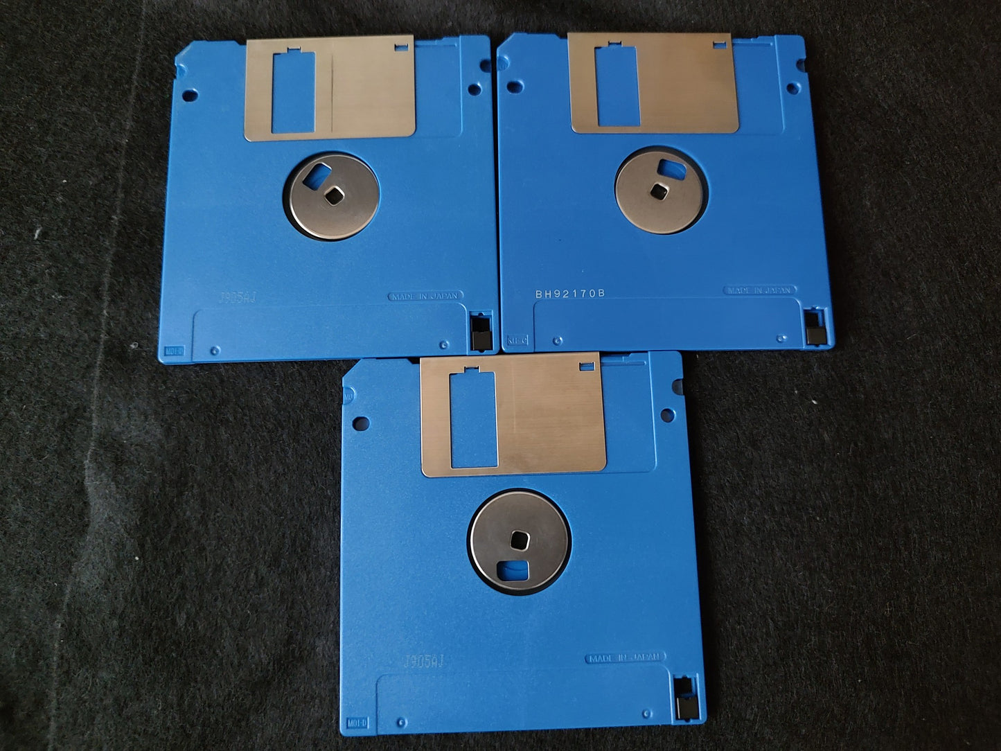 ALESTE 2 COMPILE MSX MSX2 Game Disks, w/Manual, Art Book, Box. Working, Japan