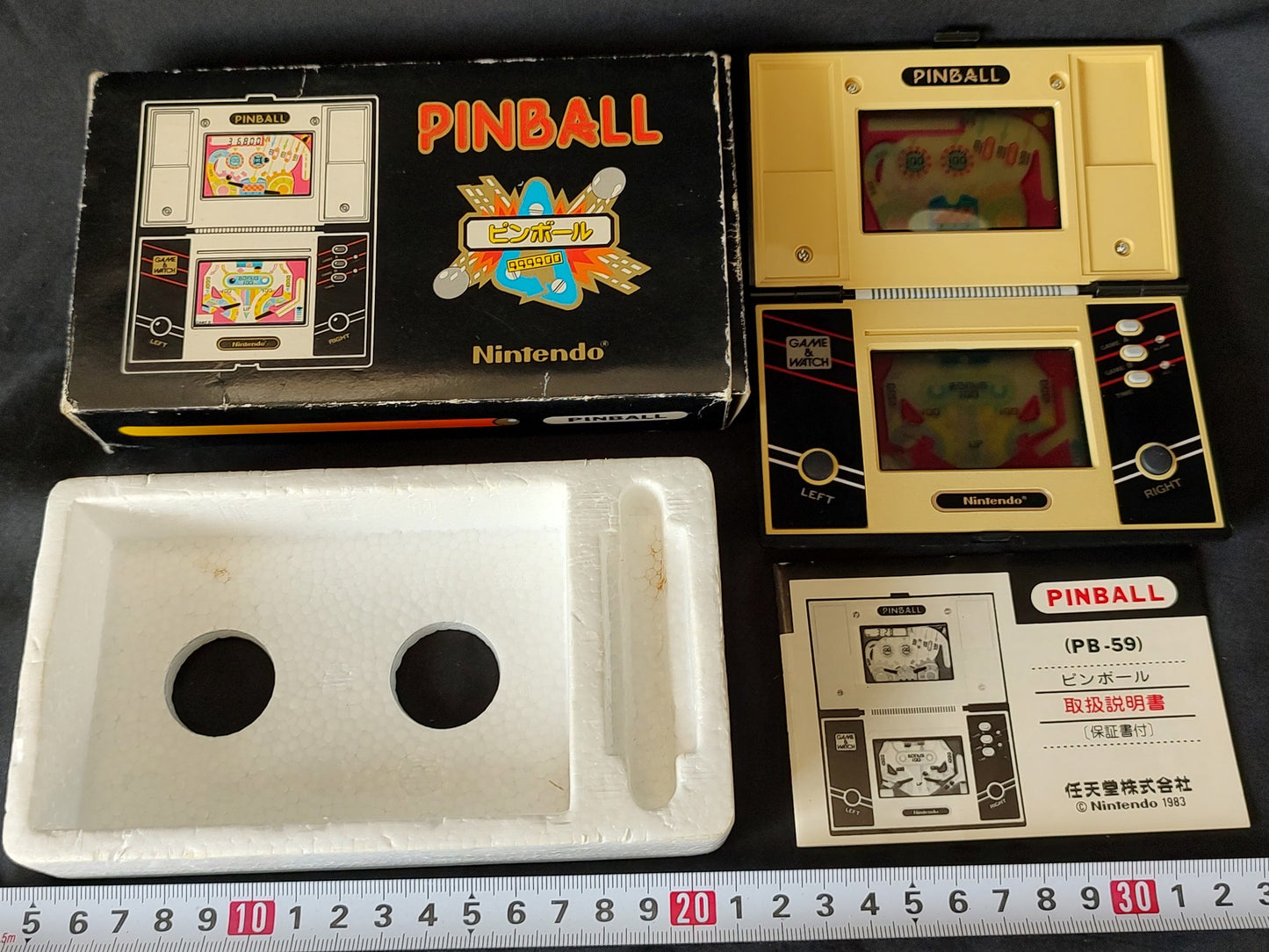 Vintage Nintendo Game & Watch Pinball handheld system w/Manual, Box set-g1213-