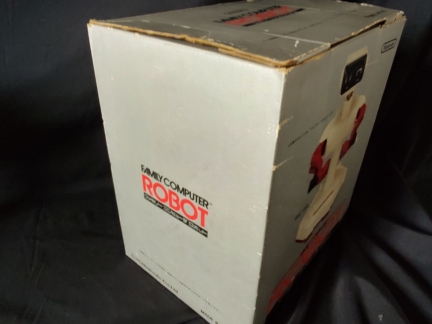 Nintendo Famicom Robot R.O.B.(Robotic Operating Buddy),with manual, Box-g1216-