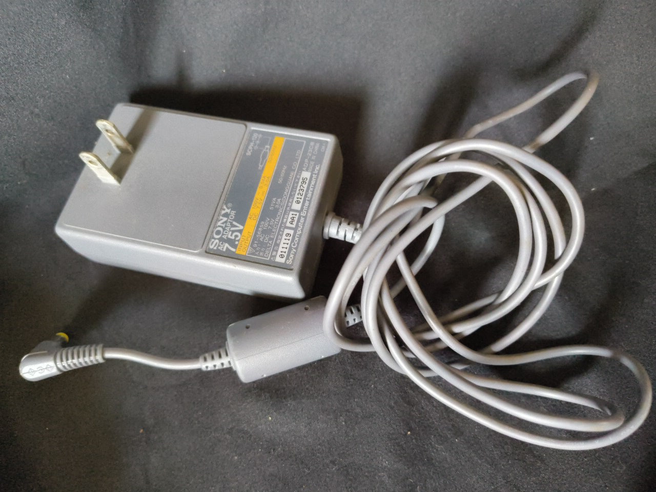 Defective, Sony PlayStation PS one Console,LCD monitor and PSU NTSC-J-h0114- - Hakushin Retro Game shop