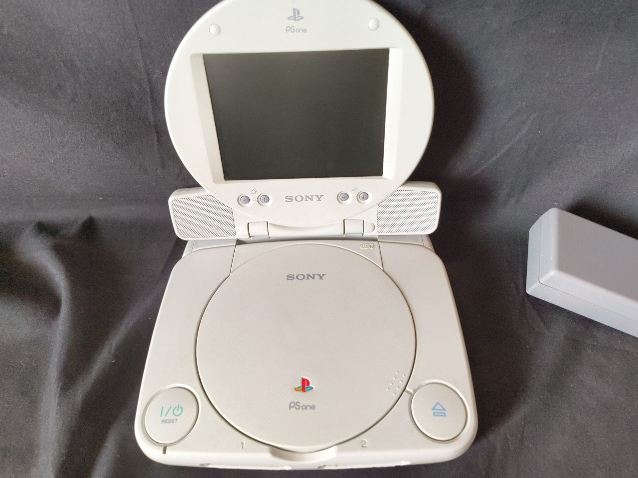 Defective, Sony PlayStation PS one Console,LCD monitor and PSU NTSC-J-h0114- - Hakushin Retro Game shop