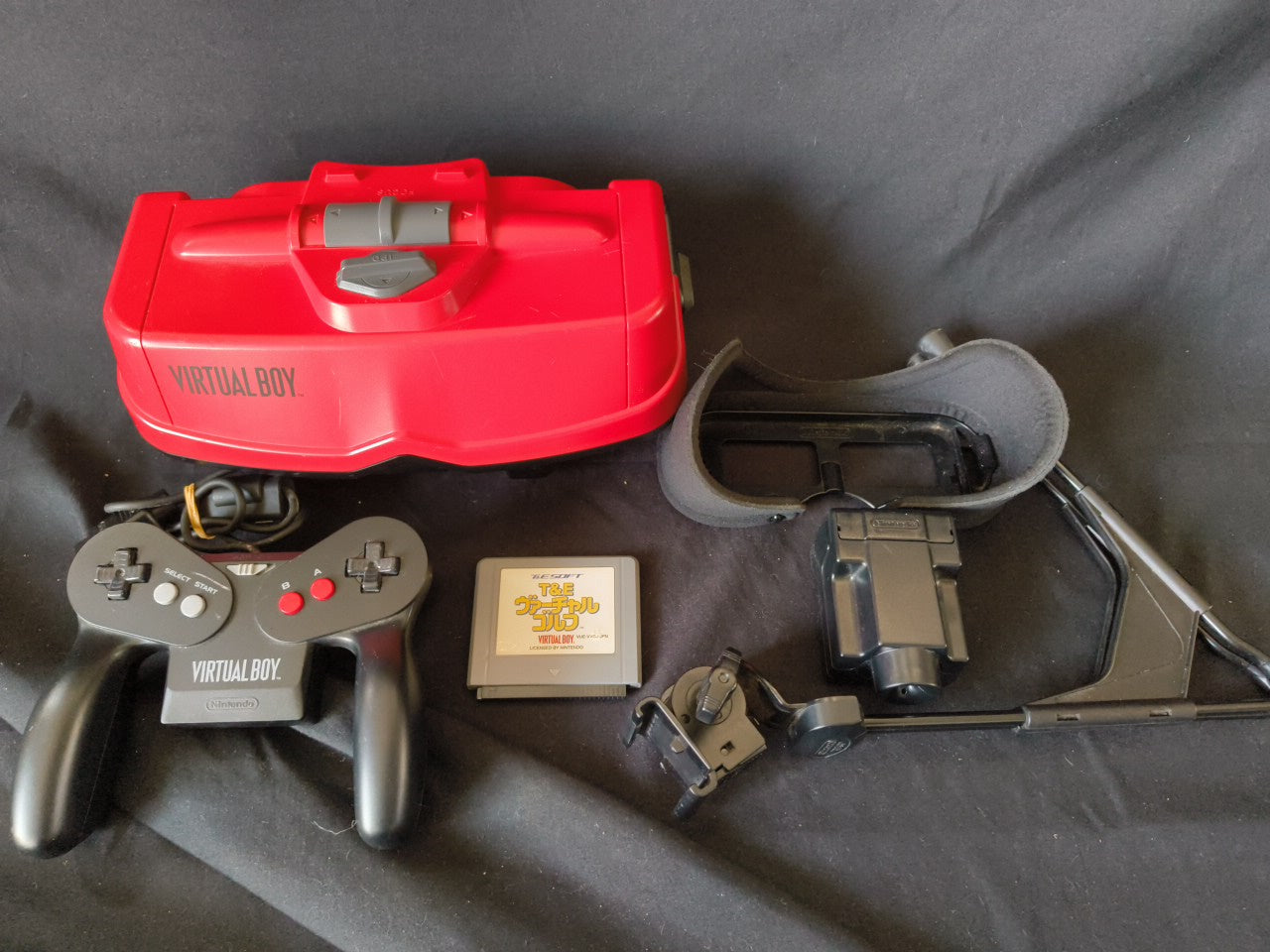 Nintendo Virtual Boy Console, Stand, Manual, Game and Accessories set-h0122-