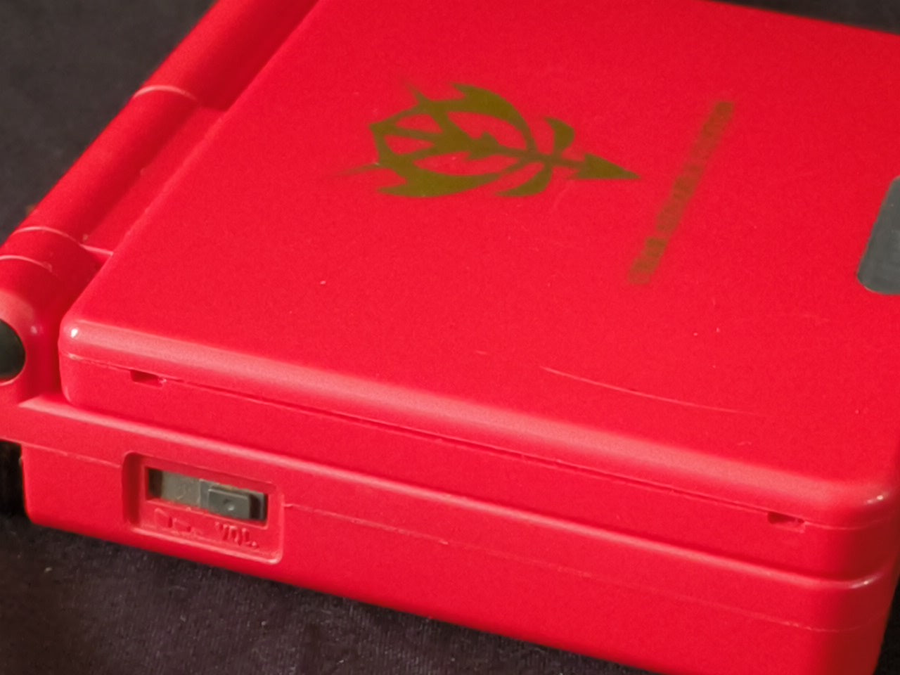 GUNDAM Exclusive use of Char LIMITED EDITION GAMEBOY ADVANCE SP CONSOLE -g1118-
