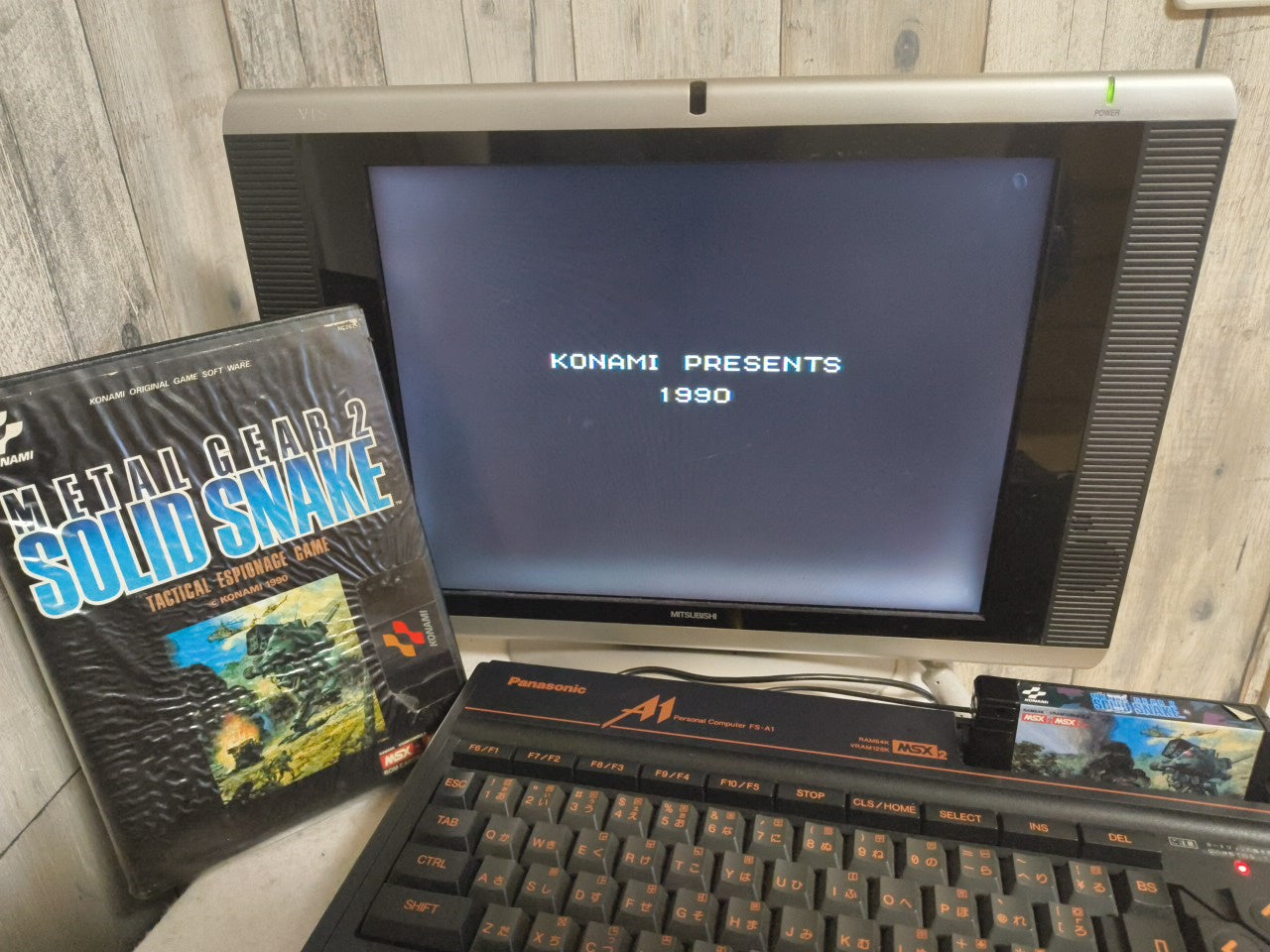 METAL GEAR 2 SOLID SNAKE MSX MSX2 Game cartridge, w/Manual, Box, Working -h0130-
