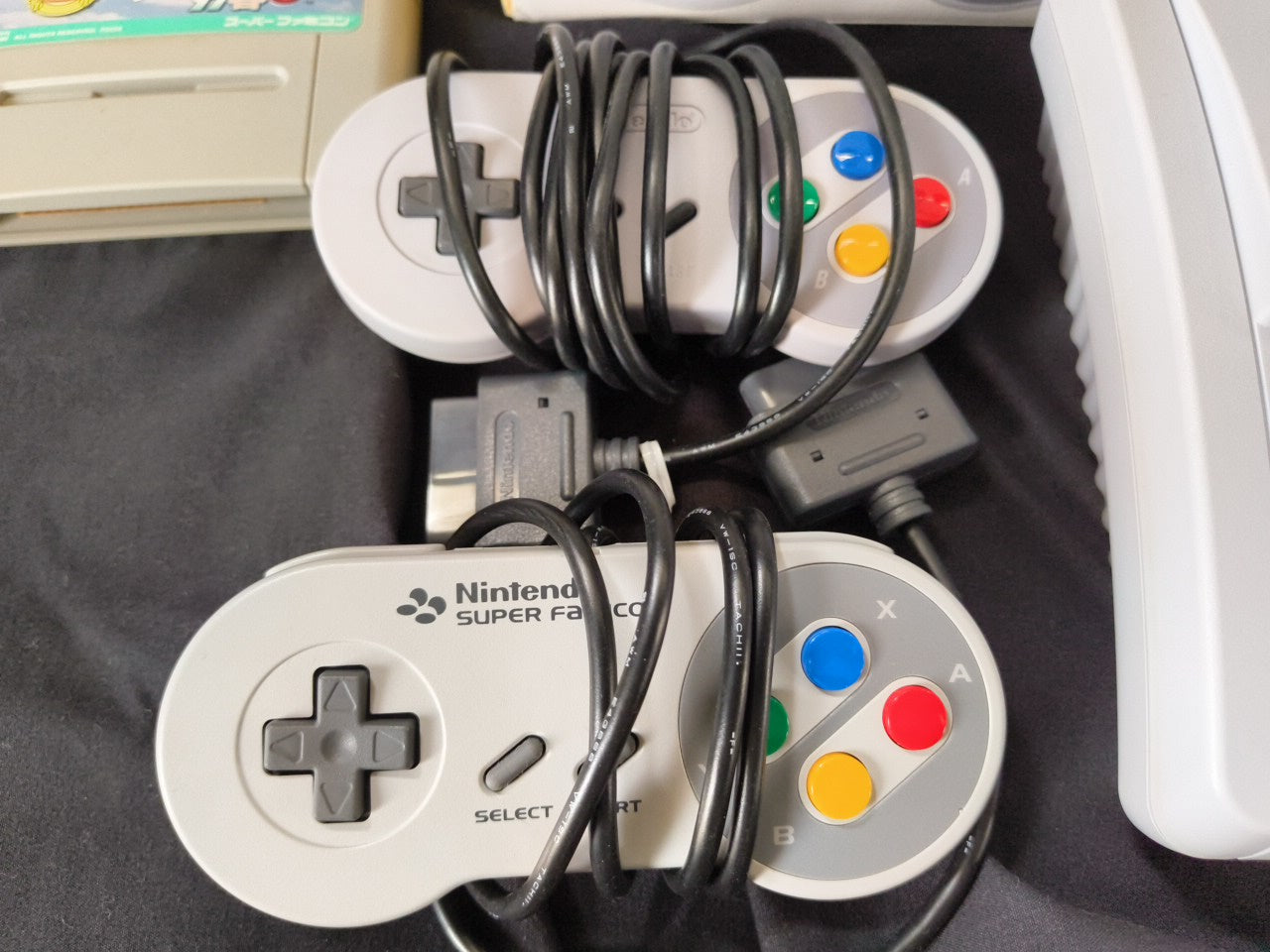 Nintendo Super Famicom Jr. (SNES) Console, w/Pads, Manual, Box, Game set-h0206-2