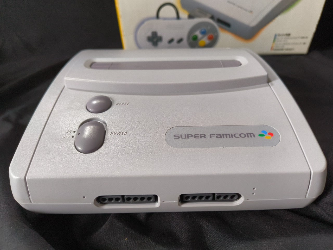 Nintendo Super Famicom Jr. (SNES) Console, w/Pads, Manual, Box, Game set-h0206-2