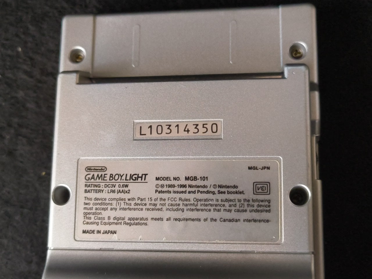 Defective Nintendo Game boy Light Silver color console MGB-101 w/Box set-h0212-