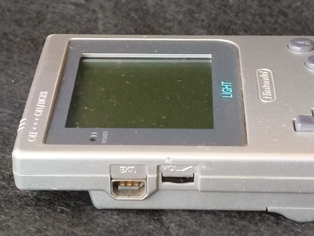 JUNK, Defective, Nintendo Gameboy Light silver color console HGB-101,-h0220-