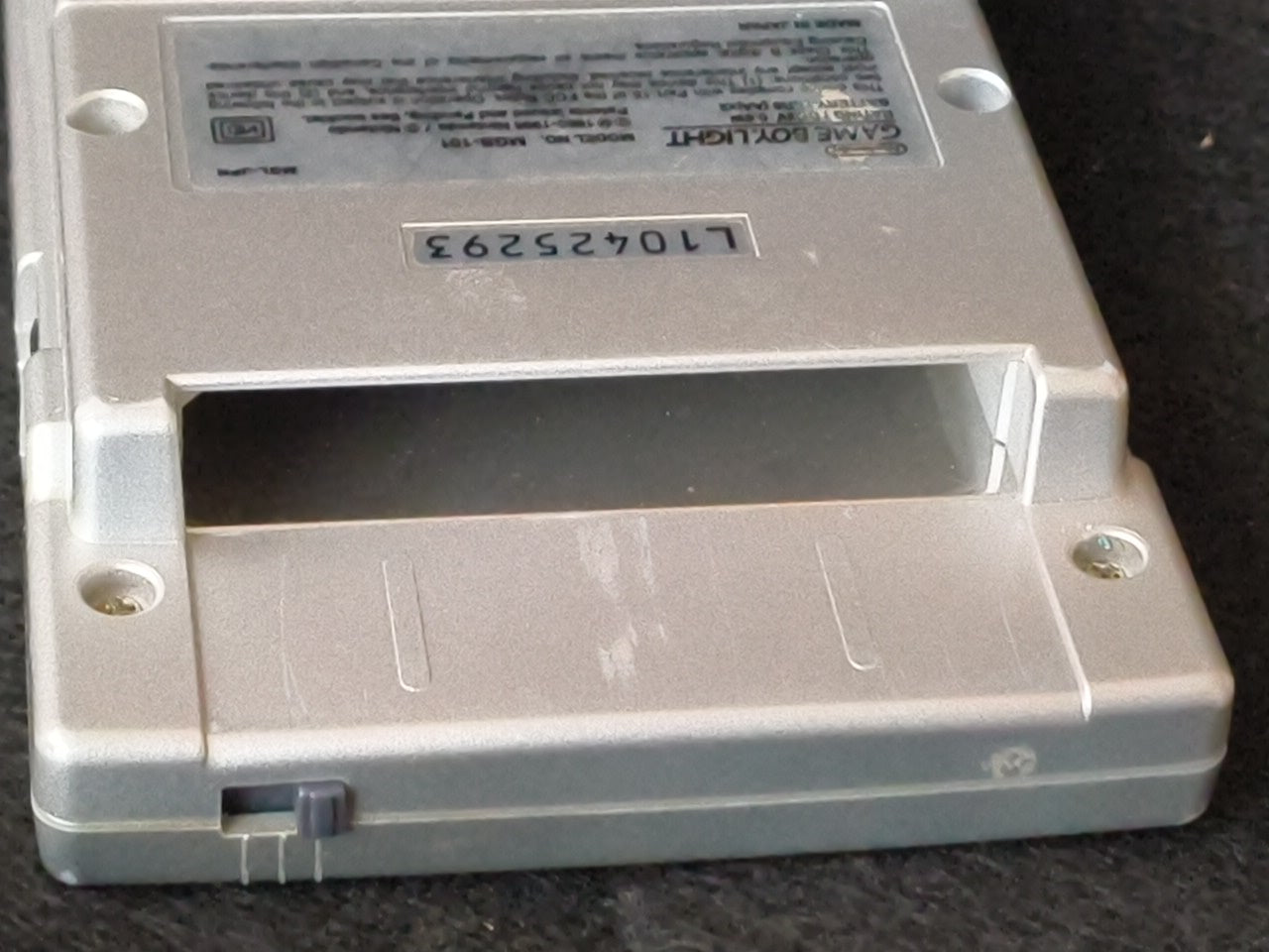 JUNK, Defective, Nintendo Gameboy Light silver color console HGB-101,-h0220-