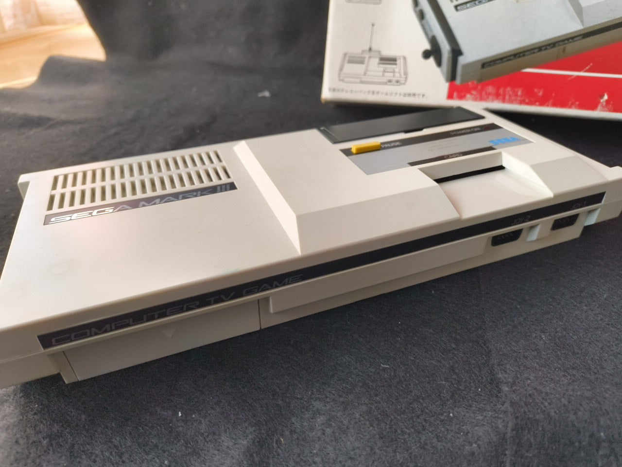 Defective, SEGA MARK 3 III CONSOLE (Sega Master System) ,w/Pad and Box-h0220-