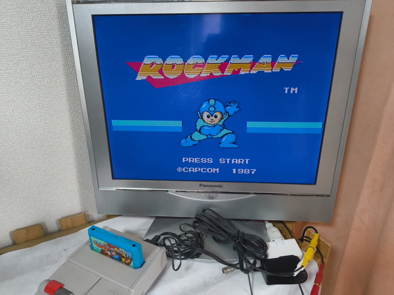 Rockman 1 MEGAMAN Famicom FC NES Cartridge only, working-h0228-