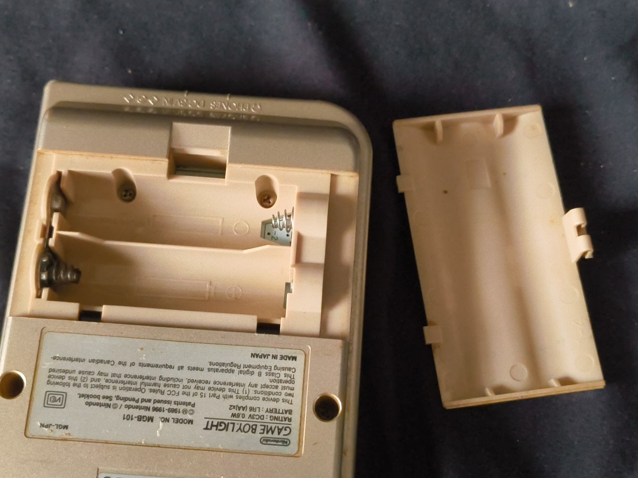 Used, Nintendo Gameboy Light Gold color console MGB-101 w/Game, Working-h0228-