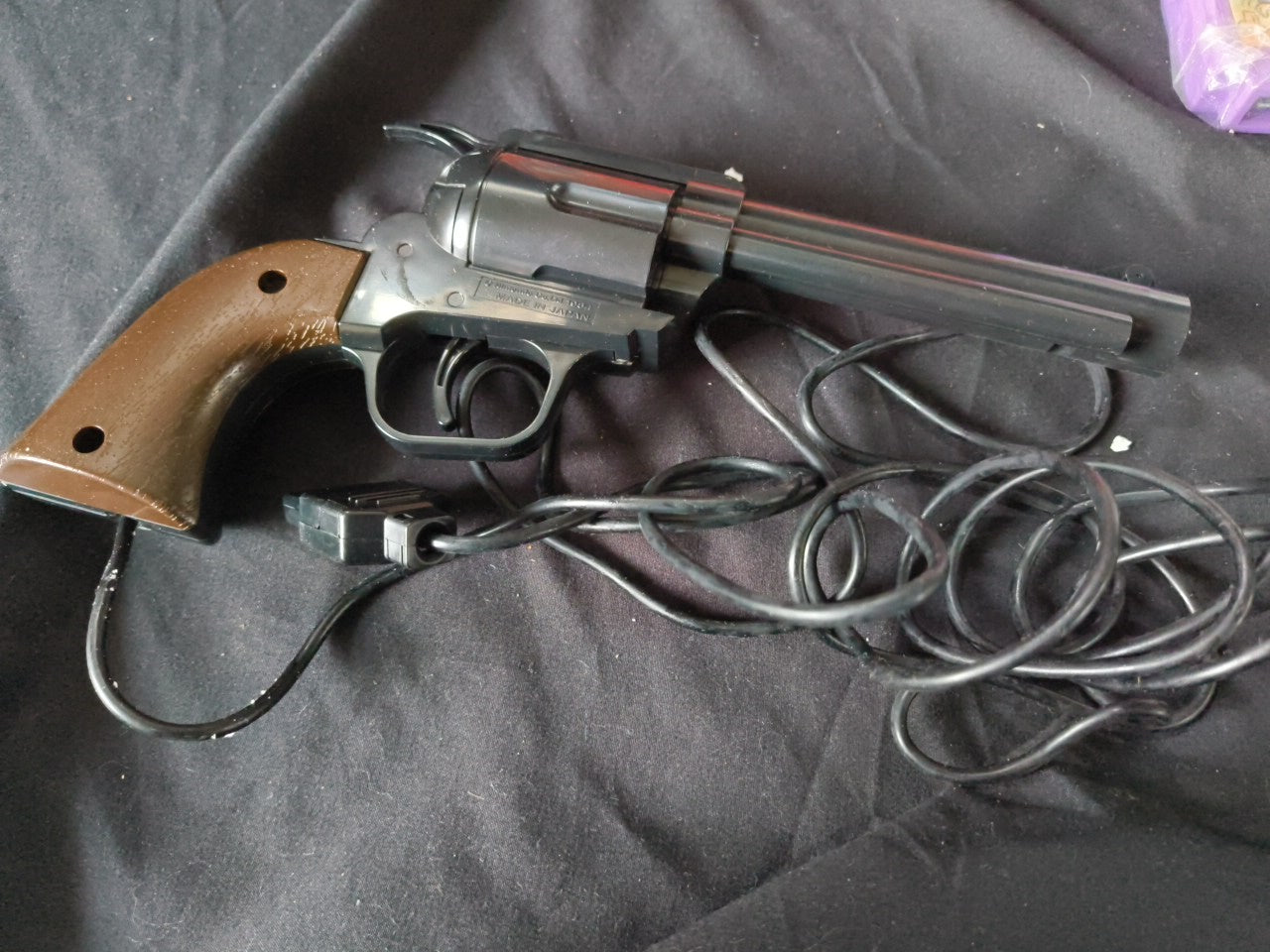 Nintendo Wild Gunman FC Famicom with Lightgun Raygun Controller Boxed set-h0303-