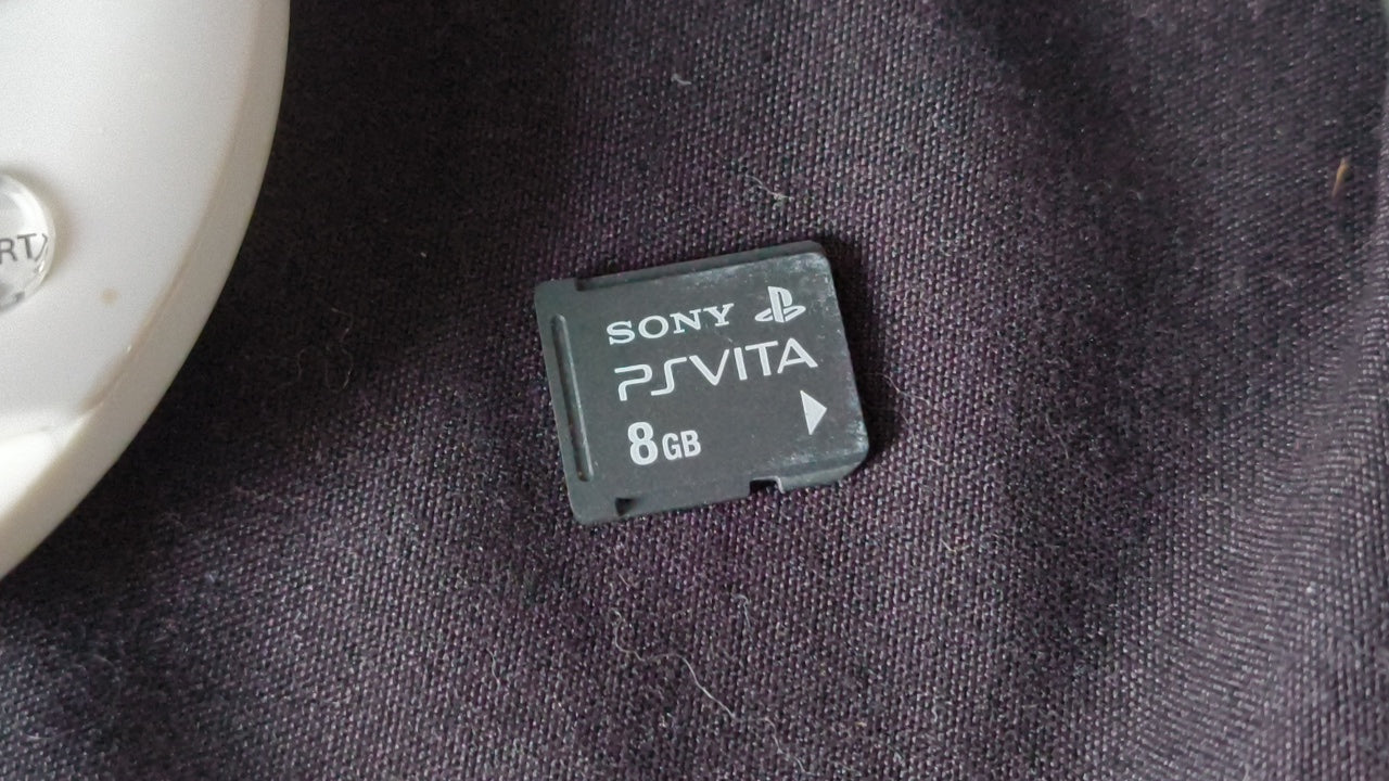 SONY PS Vita PCH-2000 Glacier White Console 1GB, w/Manual Box set,Working-h0317-