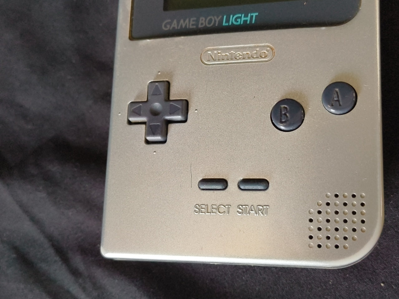 JUNK, Defective, Nintendo Gameboy Light silver color console HGB-101,-h0321-2