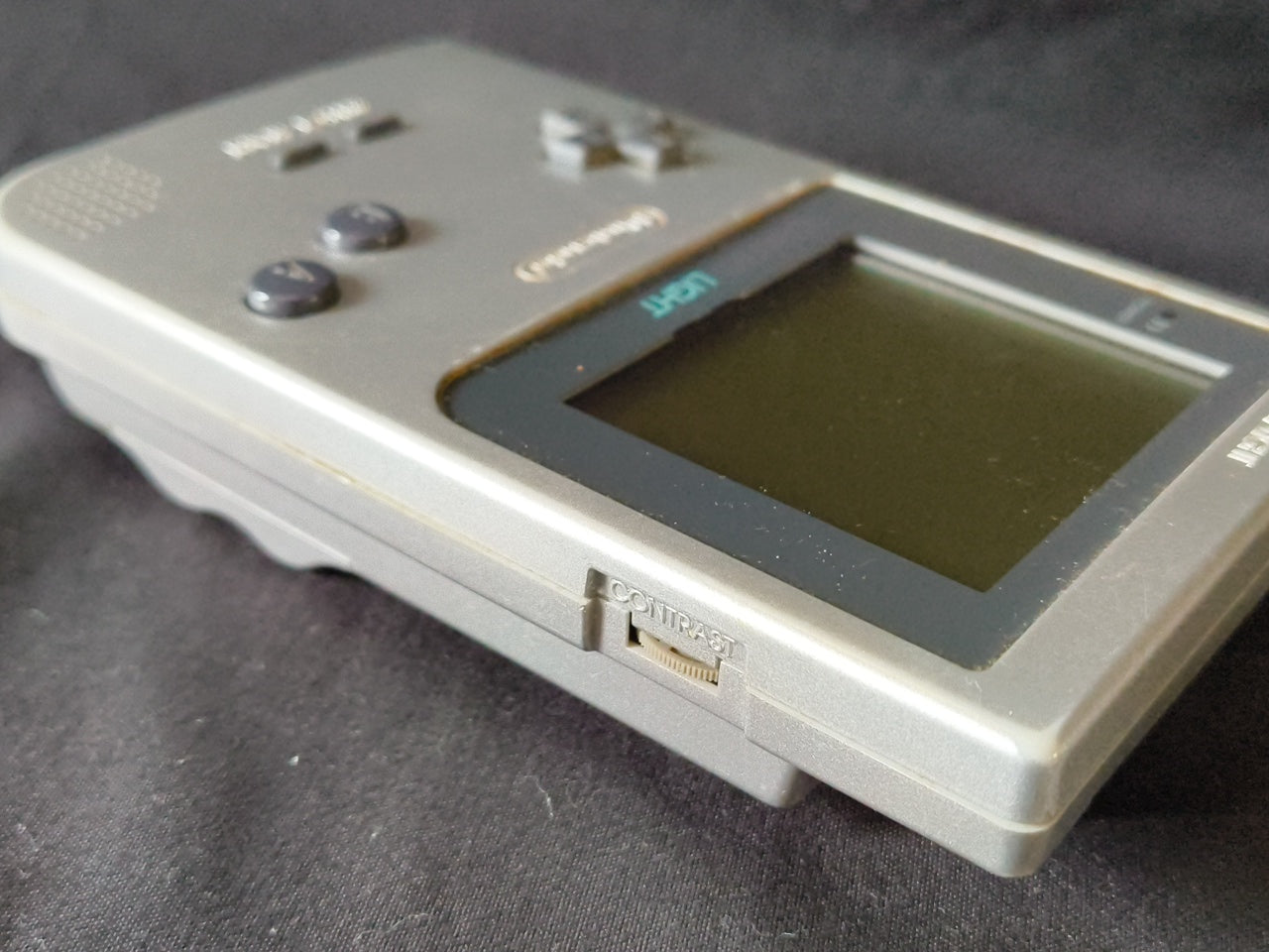 JUNK, Defective, Nintendo Gameboy Light silver color console HGB-101,-h0321-2