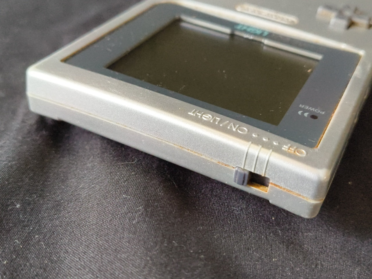 JUNK, Defective, Nintendo Gameboy Light silver color console HGB-101,-h0321-2