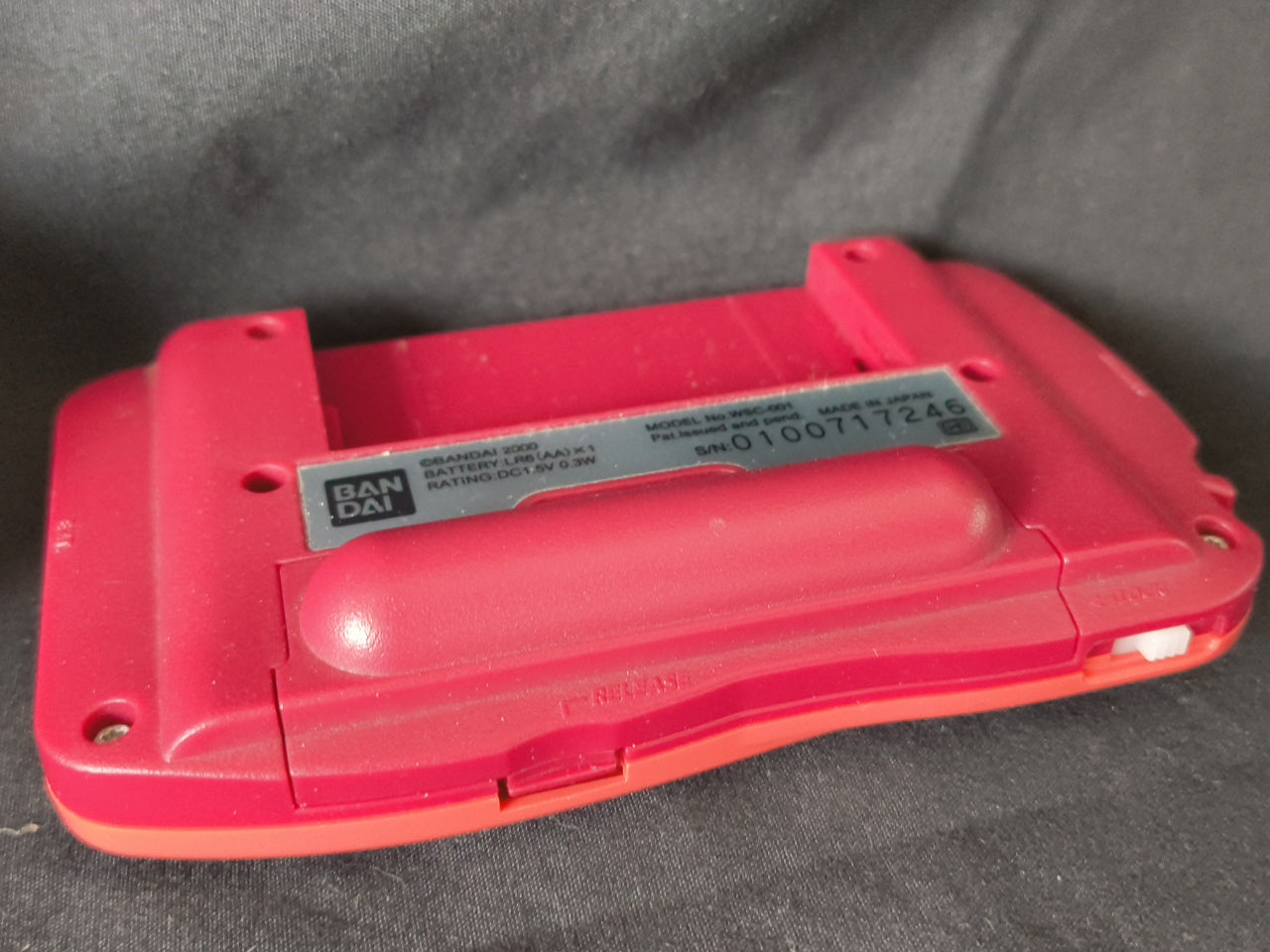 WONDERSWAN Color Console GUNDAM CHAR's ZAKU II Red Ver. w/manual, box set-h0324-