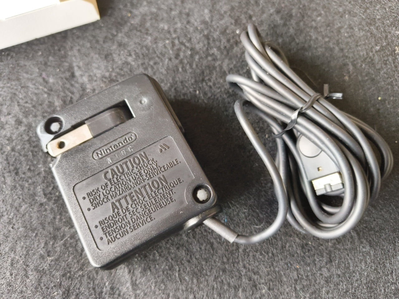 GUNDAM Exclusive use of Char LIMITED EDITION GAMEBOY ADVANCE SP CONSOLE -h0402-