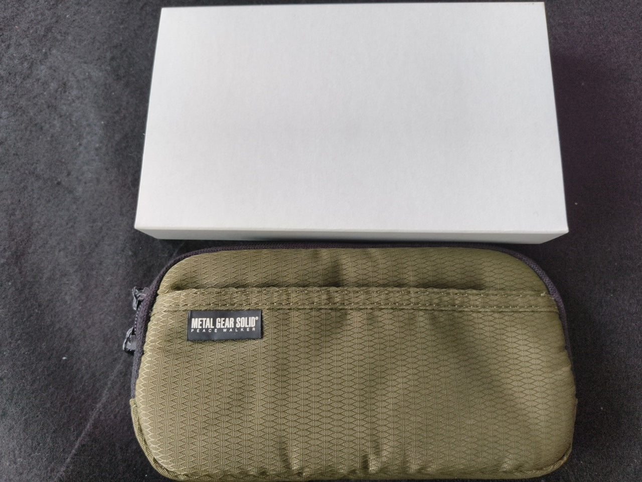 SONY PSP-3000 METAL GEAR SOLID PEACE WALKER PREMIUM PACKAGE in Box set-h0405-