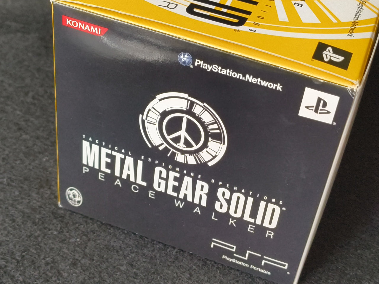 SONY PSP-3000 METAL GEAR SOLID PEACE WALKER PREMIUM PACKAGE in Box set-h0405-