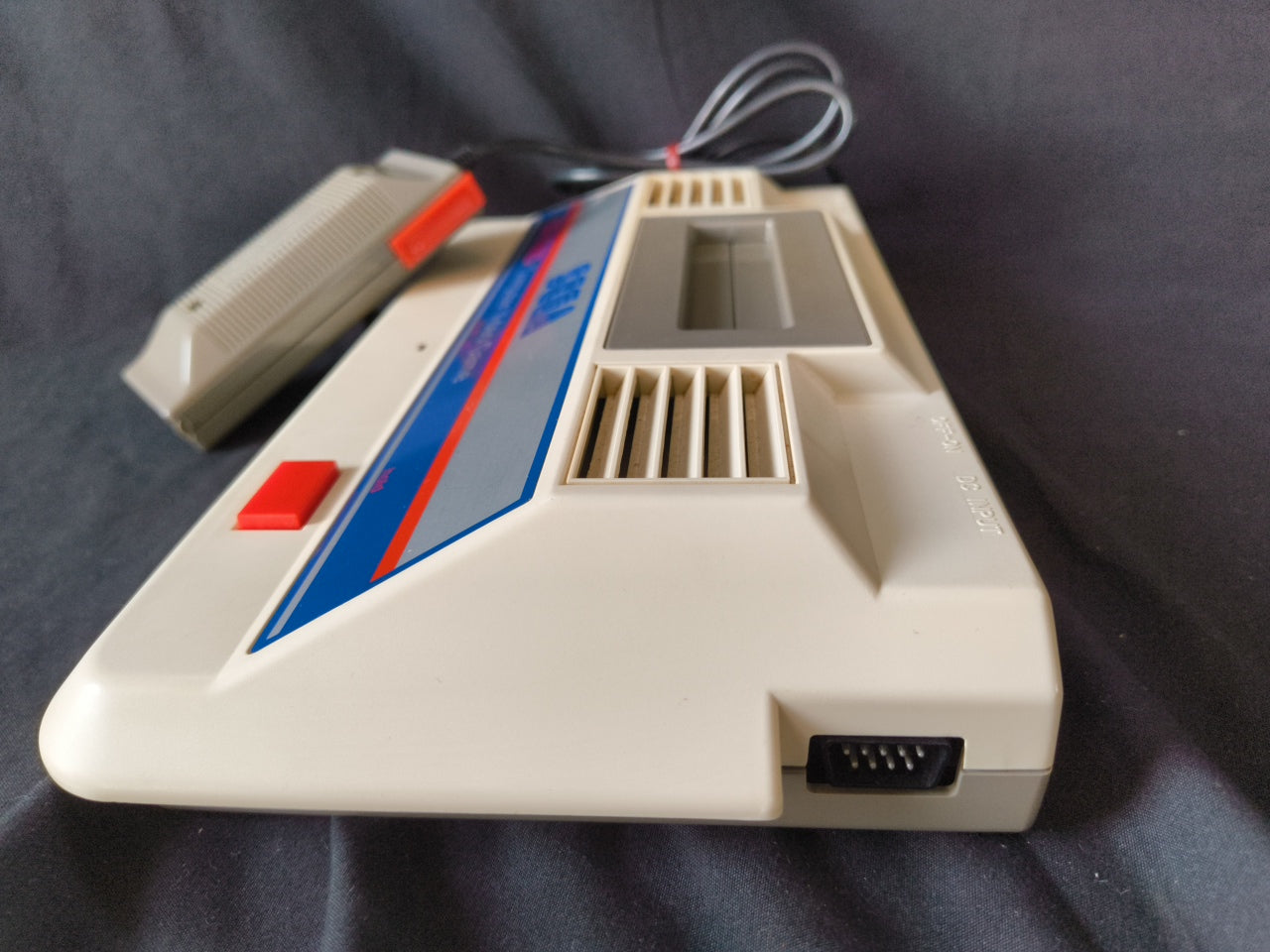 JUNK, For Parts, SEGA SG-1000 SG1000 CONSOLE system, Installed pad set -h0407-