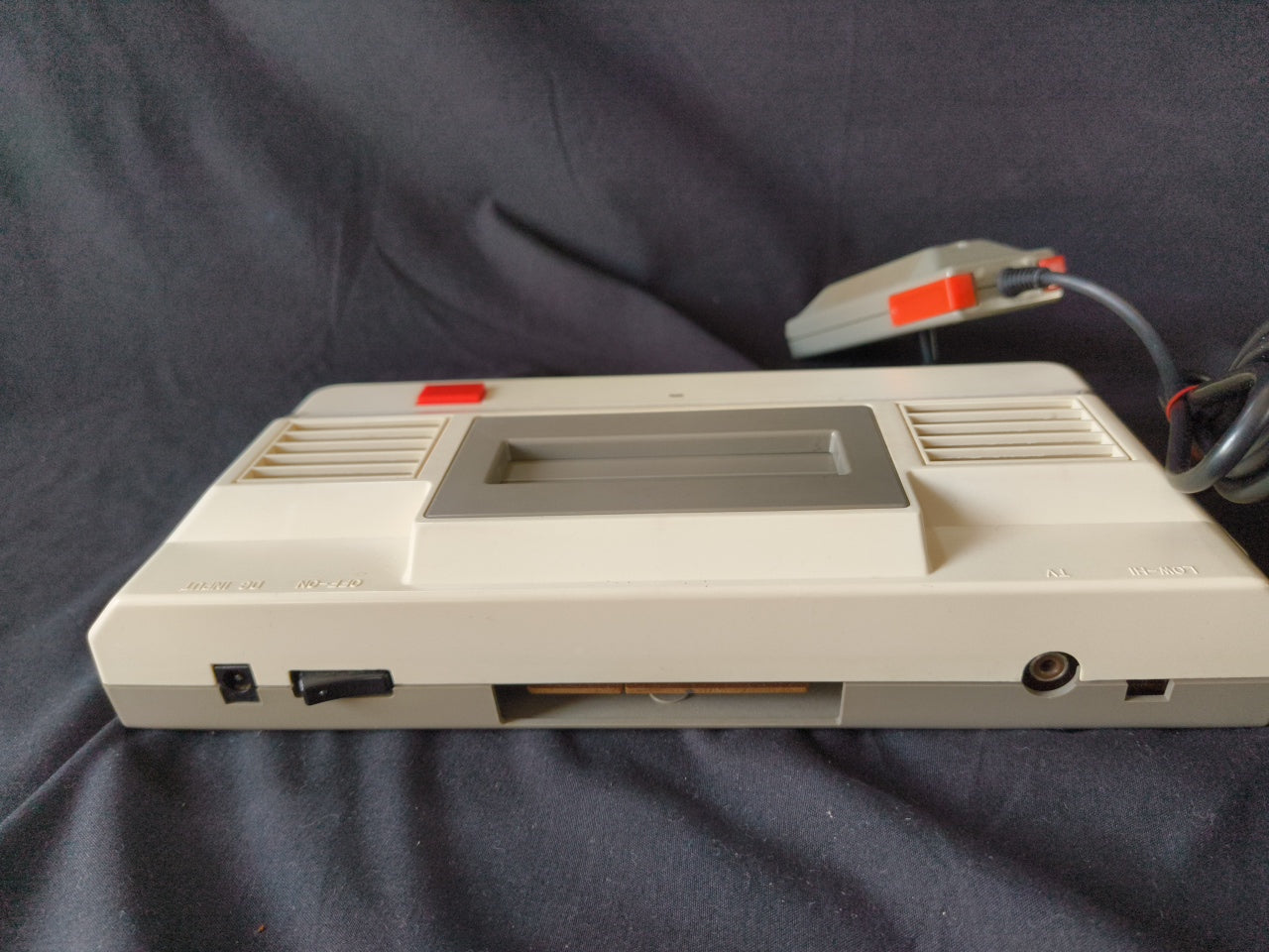 JUNK, For Parts, SEGA SG-1000 SG1000 CONSOLE system, Installed pad set -h0407-