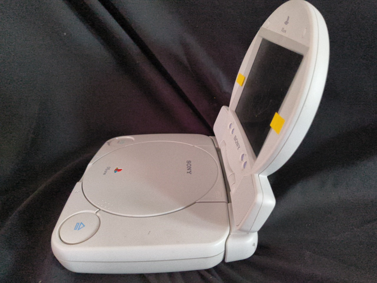 Sony PlayStation PS one Console, LCD monitor, PSU and Controller, NTSC-J-h0415-