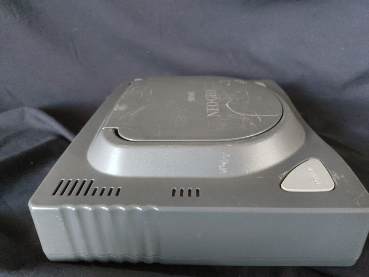 SNK NEO GEO CDZ NGCD Console System,w/Controllers, AC Adapter set, working-h0415