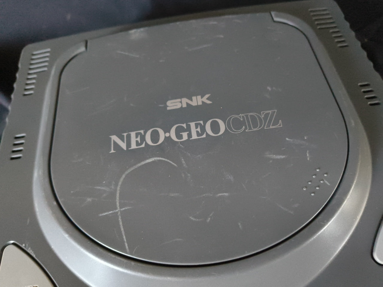 SNK NEO GEO CDZ NGCD Console System,w/Controllers, AC Adapter set, working-h0415