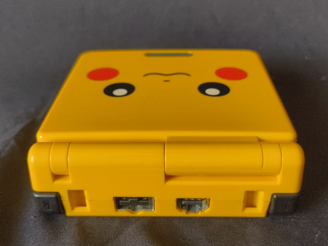 Authentic Pokemon Pikachu yellow LIMITED EDITION GAMEBOY ADVANCE SP GBA SP-h0421