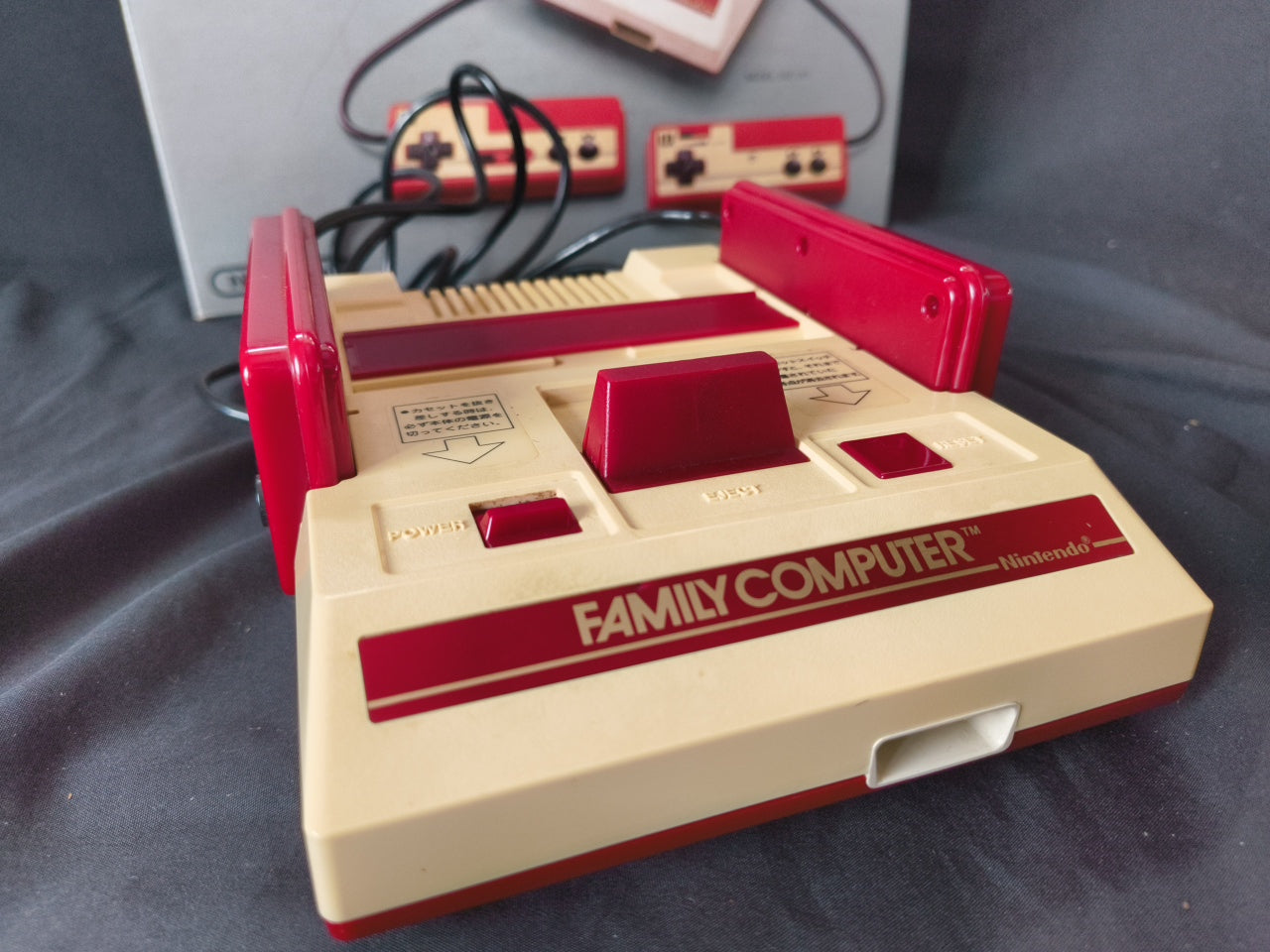 Defective/Not working Nintendo Famicom NES HVC-001 Console,PSU, Boxed set-h0425-