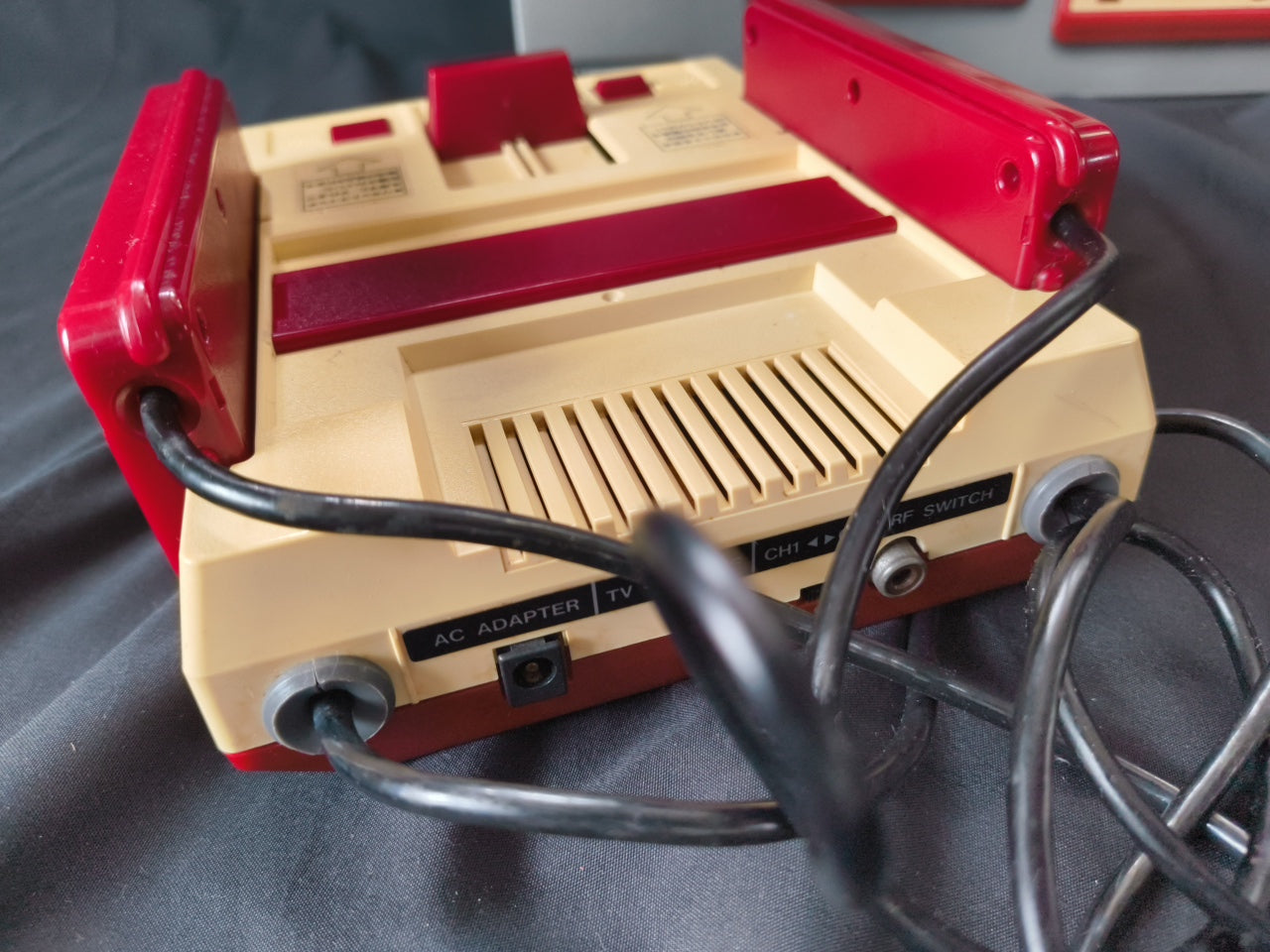 Defective/Not working Nintendo Famicom NES HVC-001 Console,PSU, Boxed set-h0425-