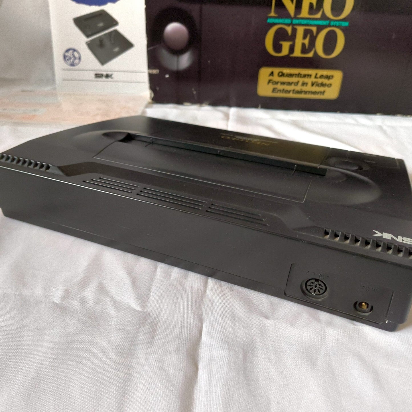 SNK NEOGEO AES ROM cartridge system Console NEO-0, w/PSU, Pad, Box set-h0518-