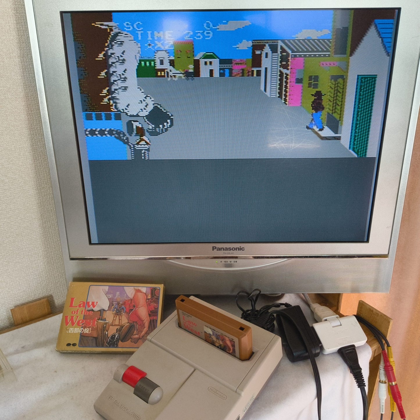 Law of the West Famicom NES Cartridge w/manual, box, Japan, Working-h0605-