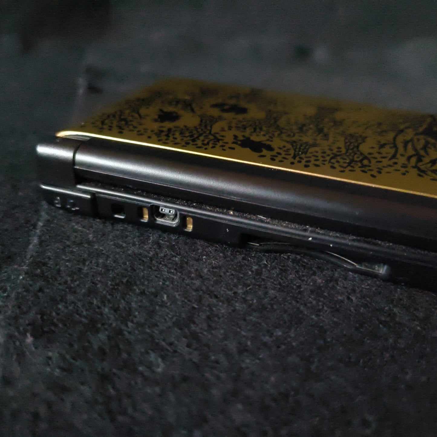 Nintendo 3DS XL LL Pokemon Center limited Premium Y Gold edition Console-h0610-