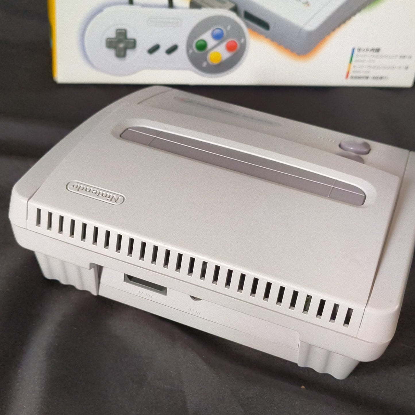Nintendo Super Famicom Jr. (SNES) Console, Pad, AV cable, W/Boxed /Working-h0710