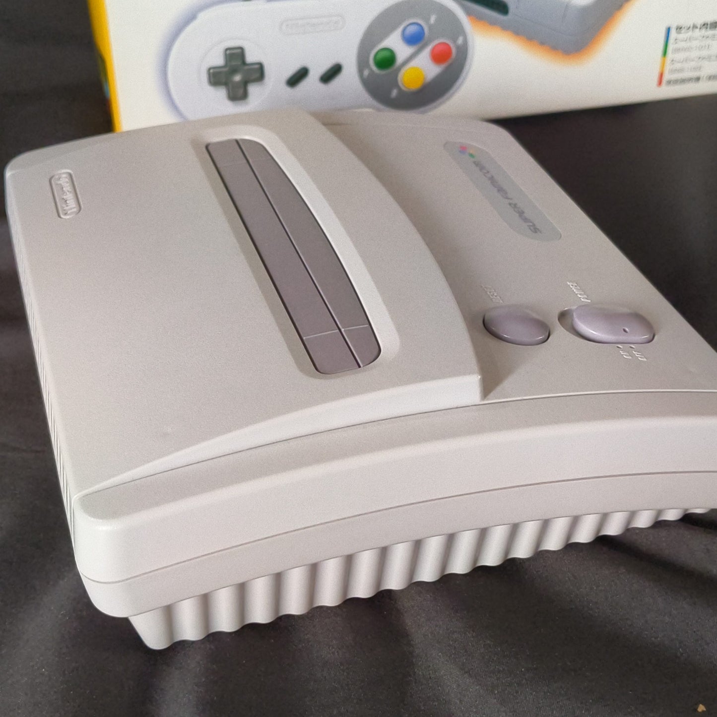 Nintendo Super Famicom Jr. (SNES) Console, Pad, AV cable, W/Boxed /Working-h0710