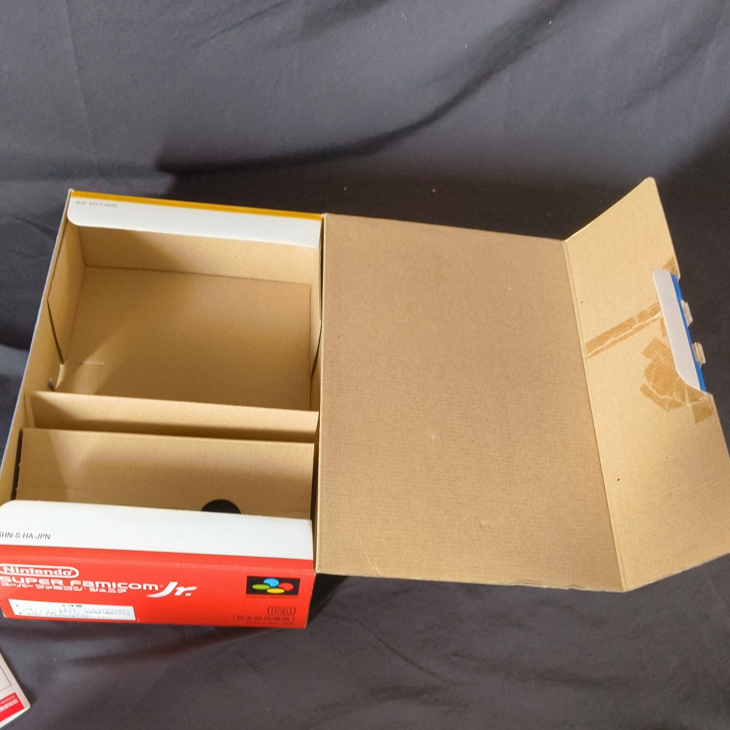 Nintendo Super Famicom Jr. (SNES) Console, Pad, AV cable, W/Boxed /Working-h0710