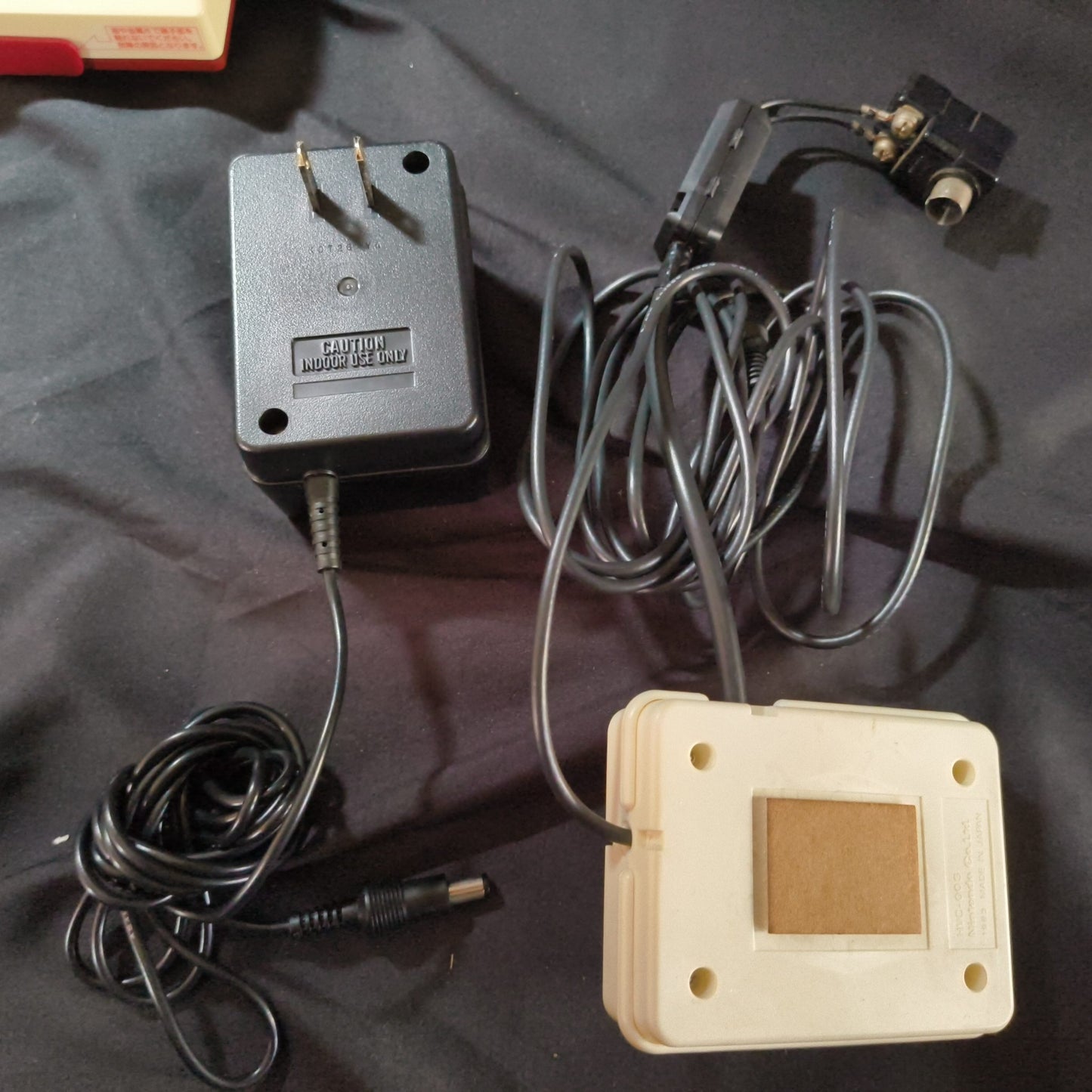 Nintendo Famicom NES HVC-001 Console, PSU, Manual and Box set, Working-h0710-