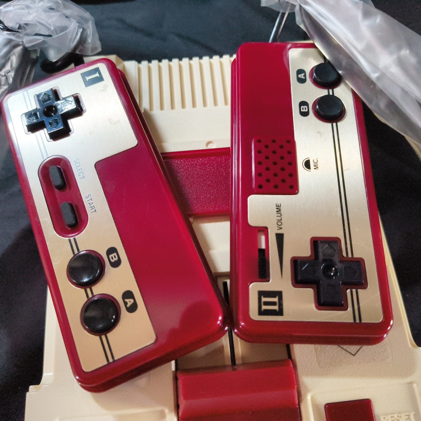 Nintendo Famicom NES HVC-001 Console, PSU, Manual and Box set, Working-h0710-