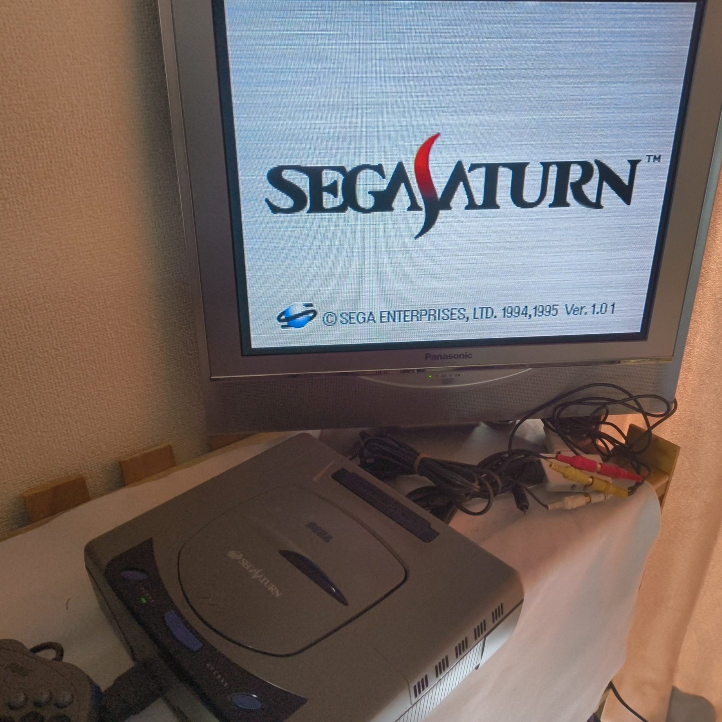 SEGA Saturn Gray color Console HST-0004,Pad,Power Cable Boxed set, Working-h0710