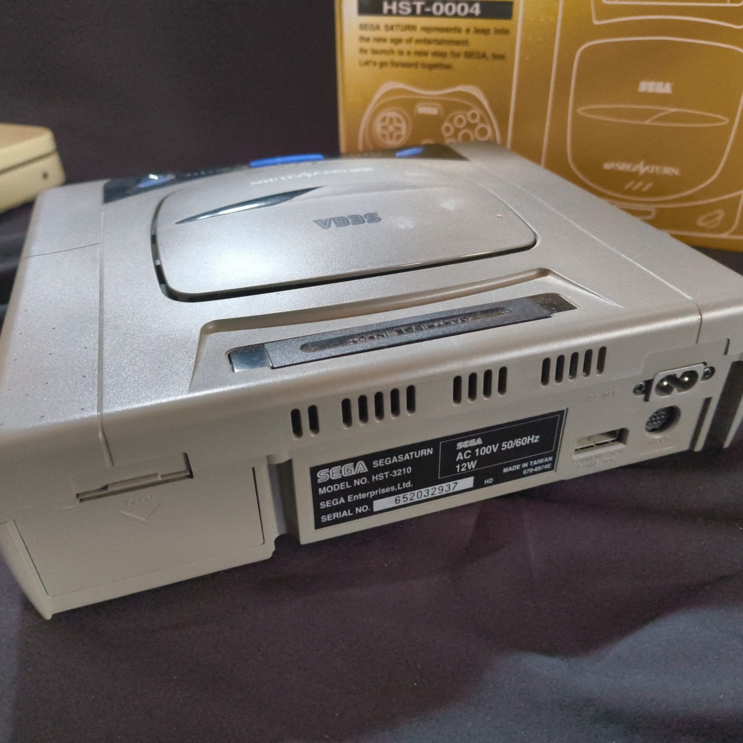 SEGA Saturn Gray color Console HST-0004,Pad,Power Cable Boxed set, Working-h0710