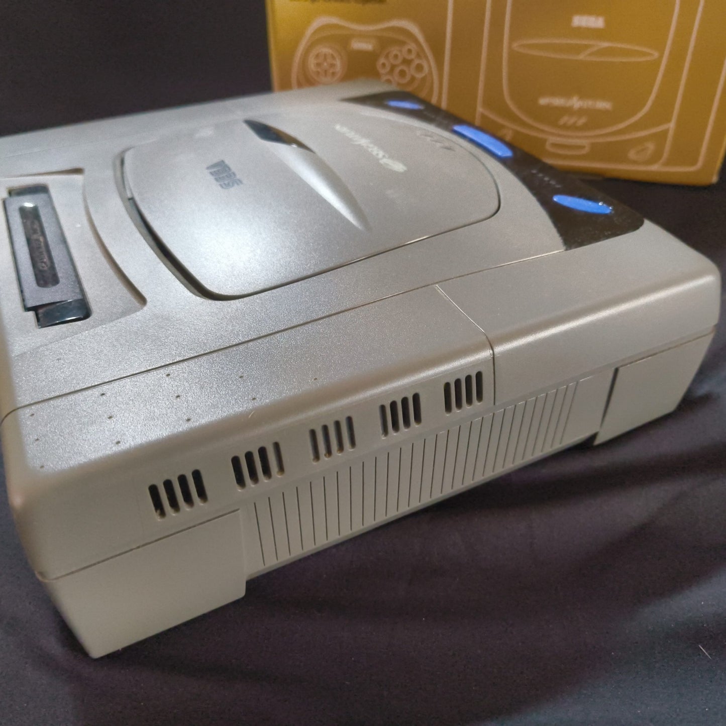 SEGA Saturn Gray color Console HST-0004,Pad,Power Cable Boxed set, Working-h0710