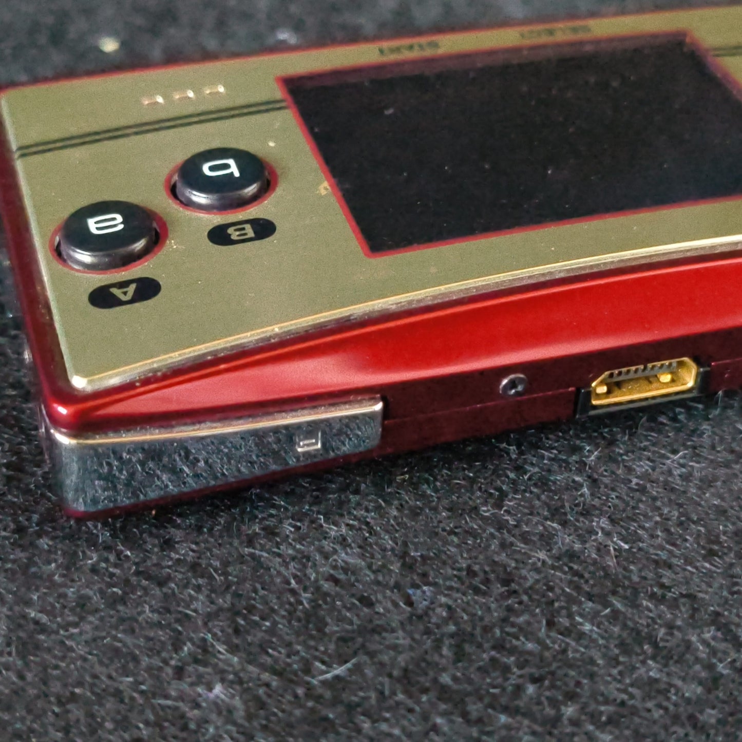 Nintendo Gameboy Micro Famicom 20th Anniversary Edition console OXY-001 -h0805-