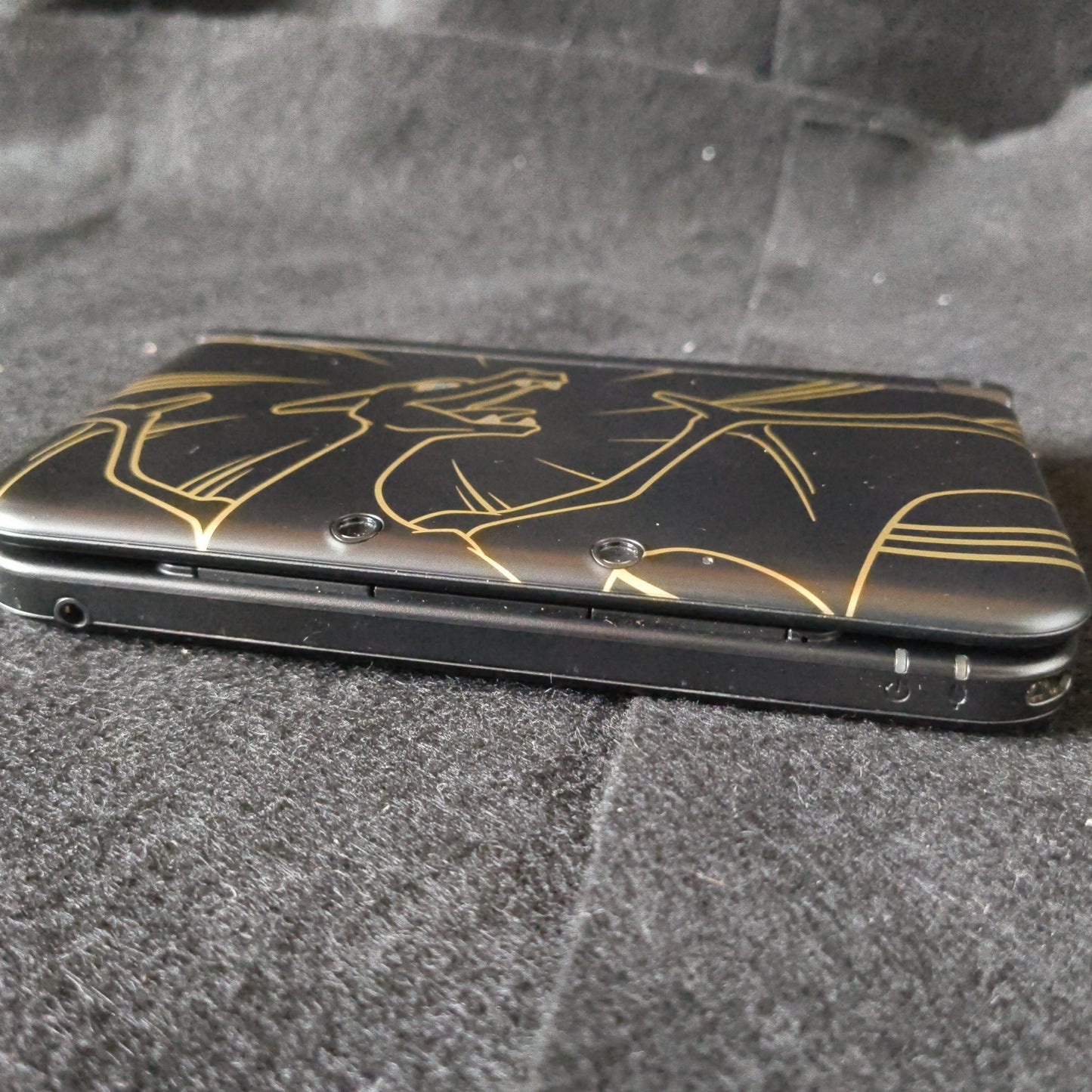 Japan Ver. Nintendo 3DS XL LL Pokemon Center limited Charizard edition Console