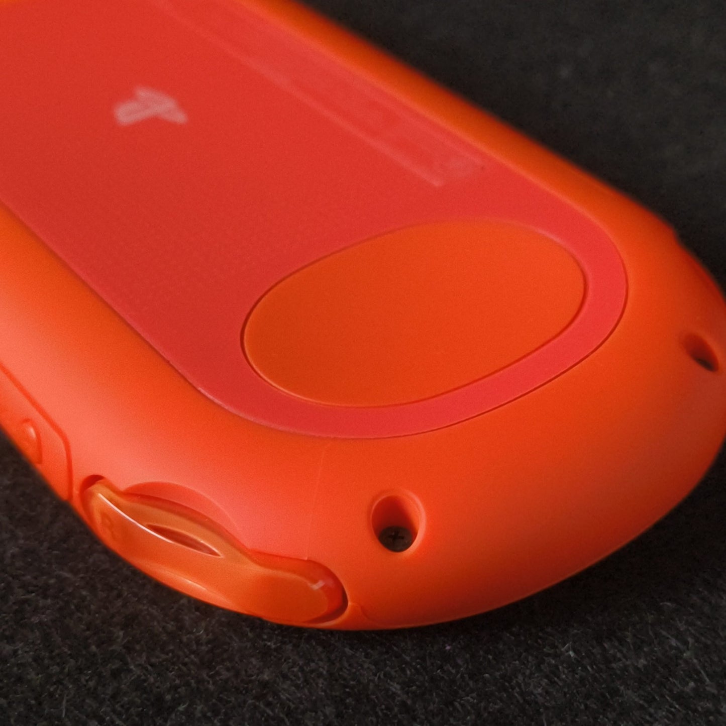 SONY PS Vita PCH-2000 Neon Orange Console 1GB, w/Manual Box set, Working, Japan