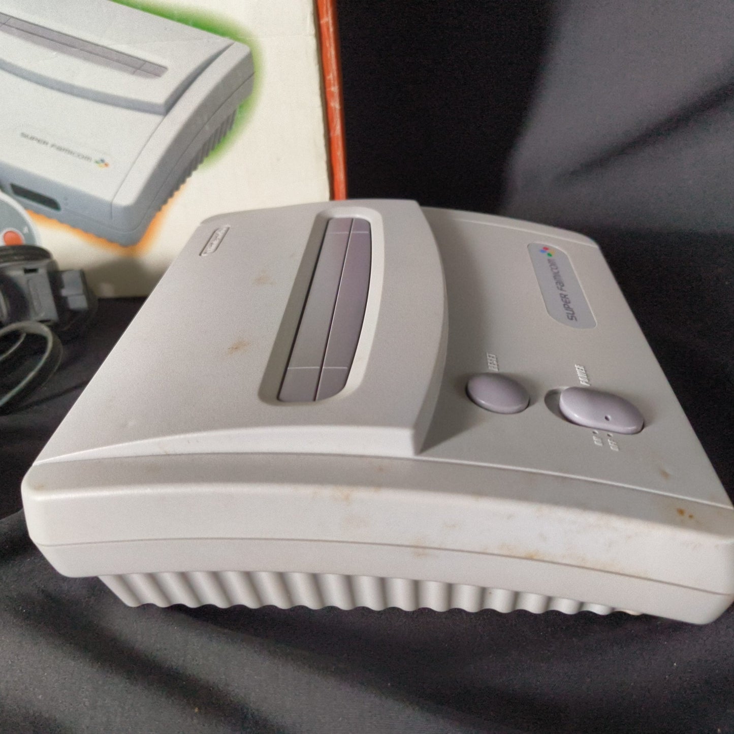 Nintendo Super Famicom Jr. (SNES) Console w/Pad, AV cable, PSU, Box set, Working