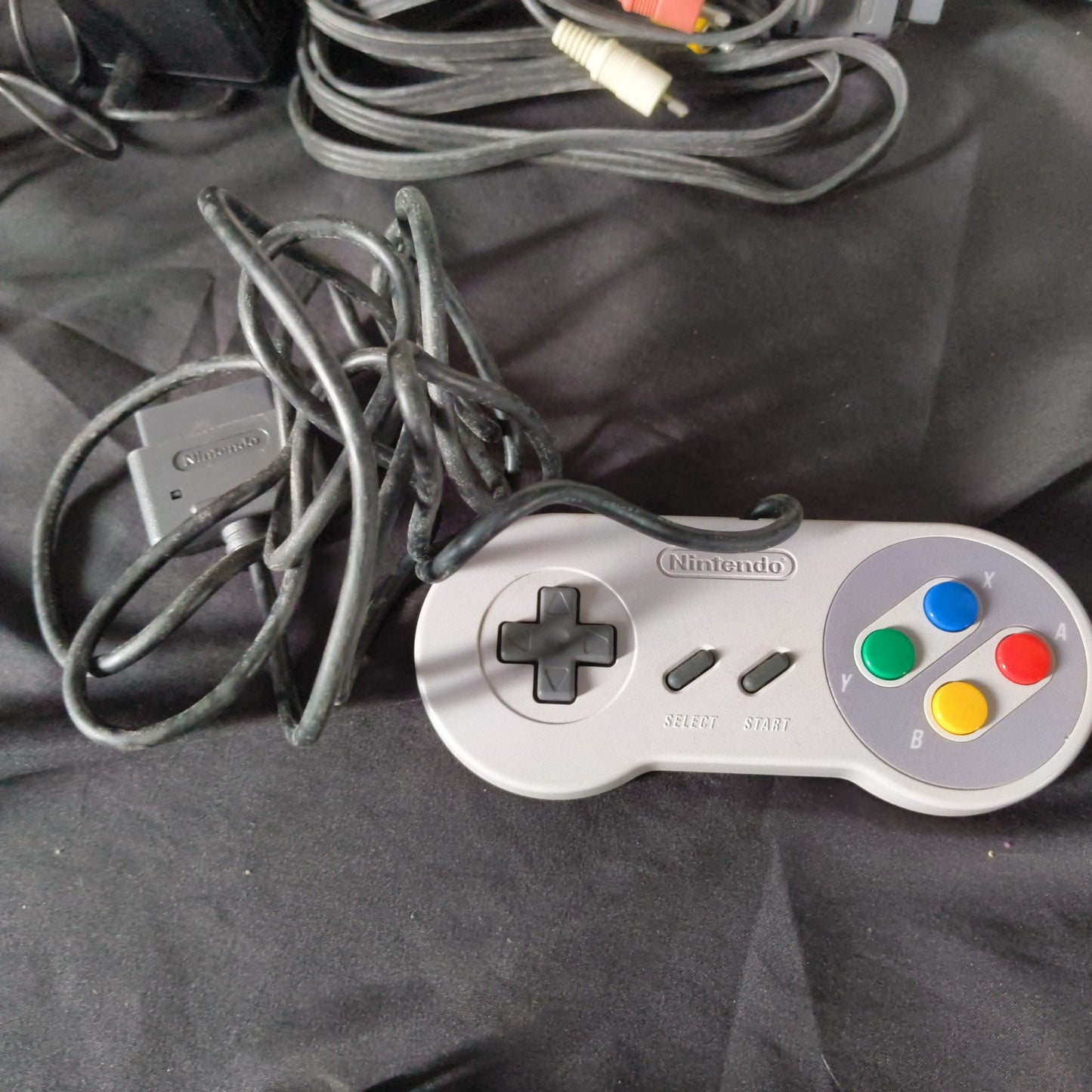 Nintendo Super Famicom Jr. (SNES) Console w/Pad, AV cable, PSU, Box set, Working