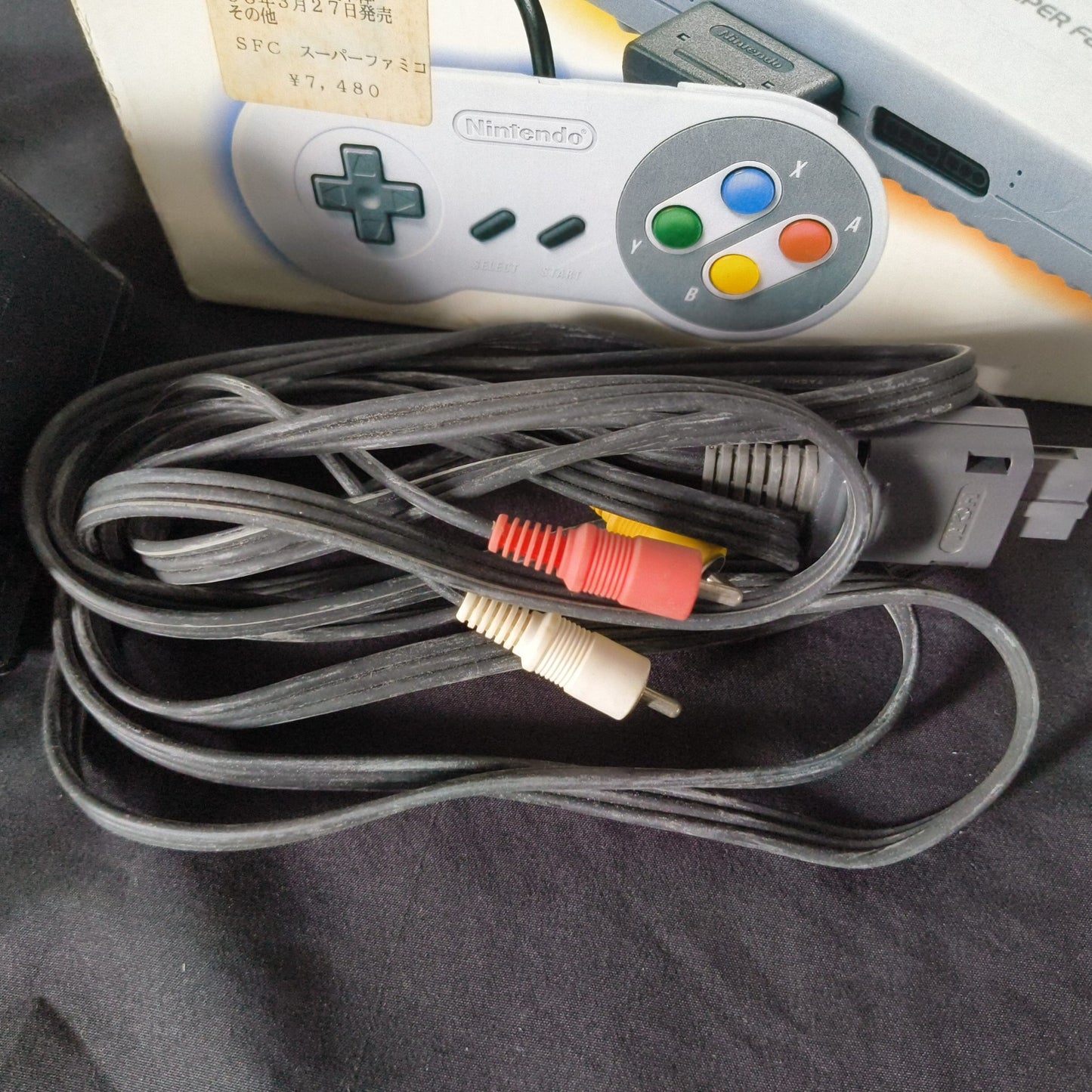 Nintendo Super Famicom Jr. (SNES) Console w/Pad, AV cable, PSU, Box set, Working